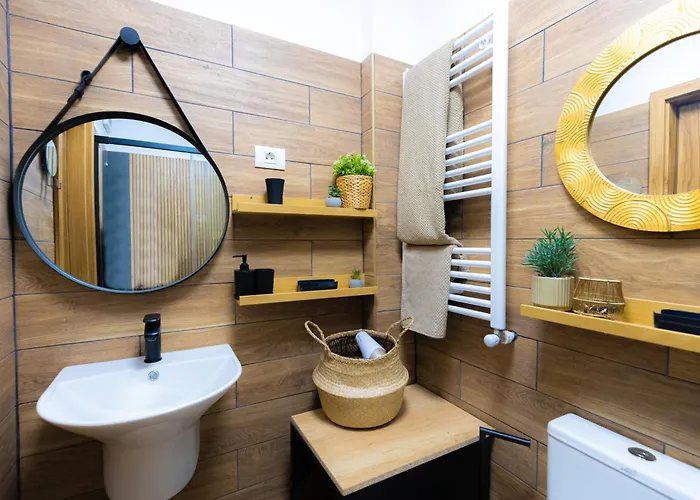 Tango - Center Бухарест